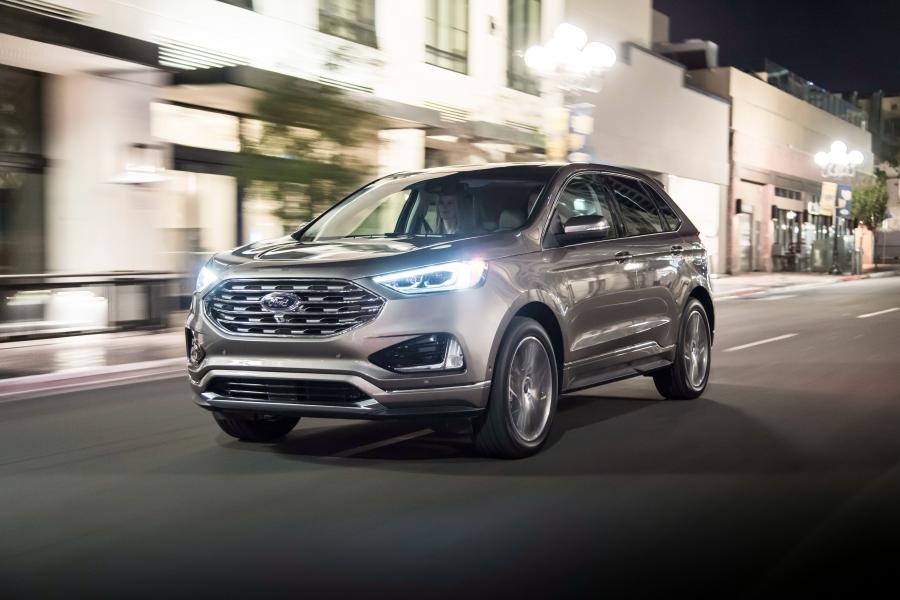  Ford Edge Titanium Elite Package 2018 года  (NA) (фото 8 из 13)